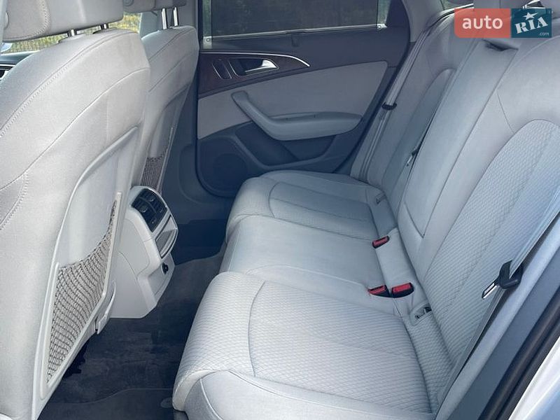Седан Audi A6 2012 в Ровно