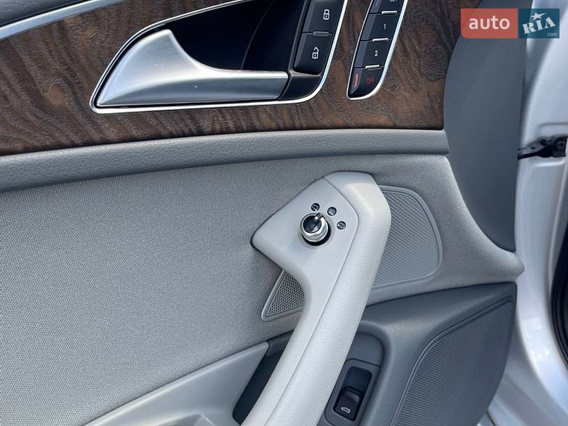 Седан Audi A6 2012 в Ровно