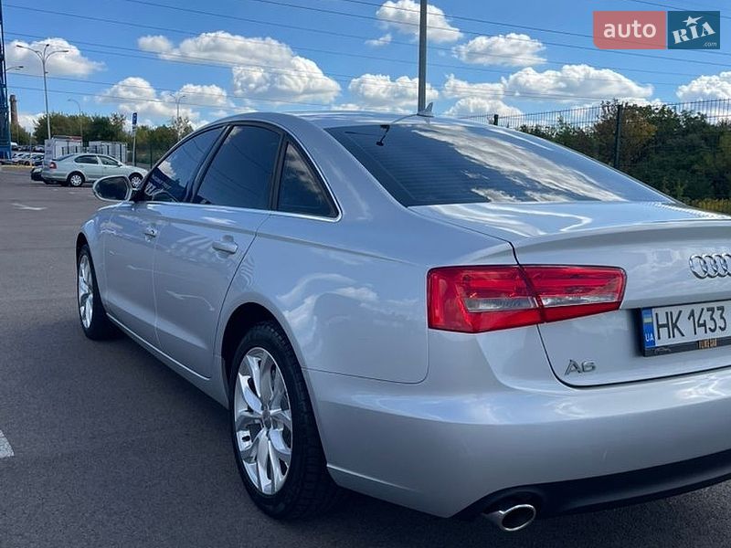 Седан Audi A6 2012 в Ровно