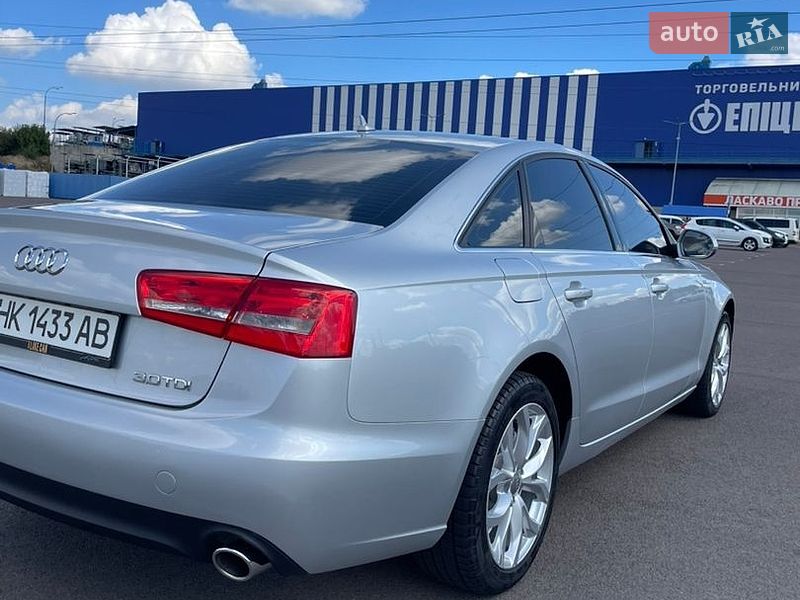 Седан Audi A6 2012 в Ровно