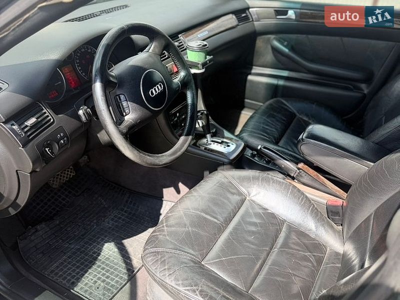 Седан Audi A6 2001 в Баре