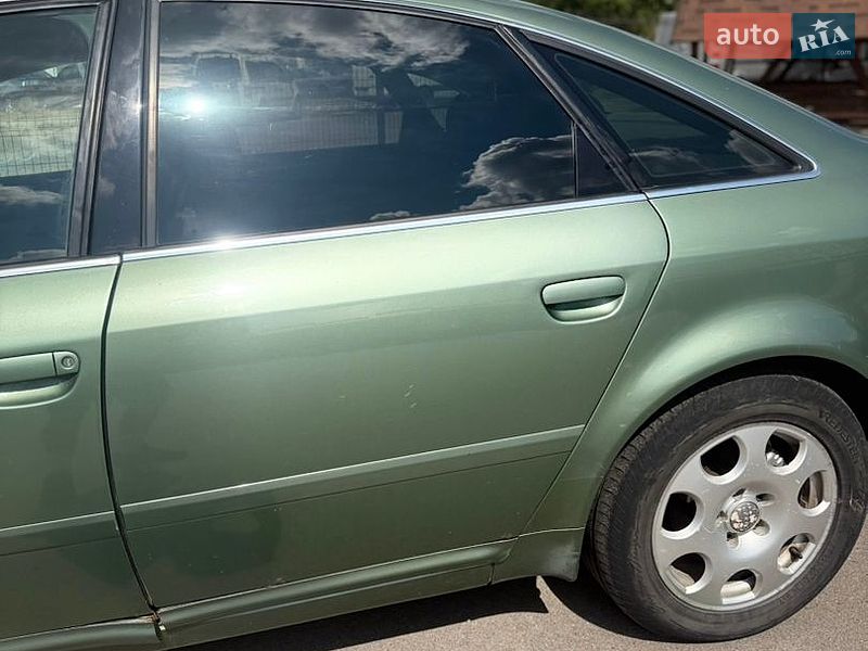 Седан Audi A6 2001 в Баре