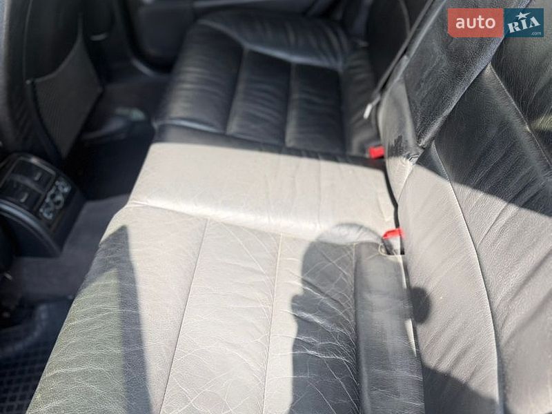 Седан Audi A6 2001 в Баре
