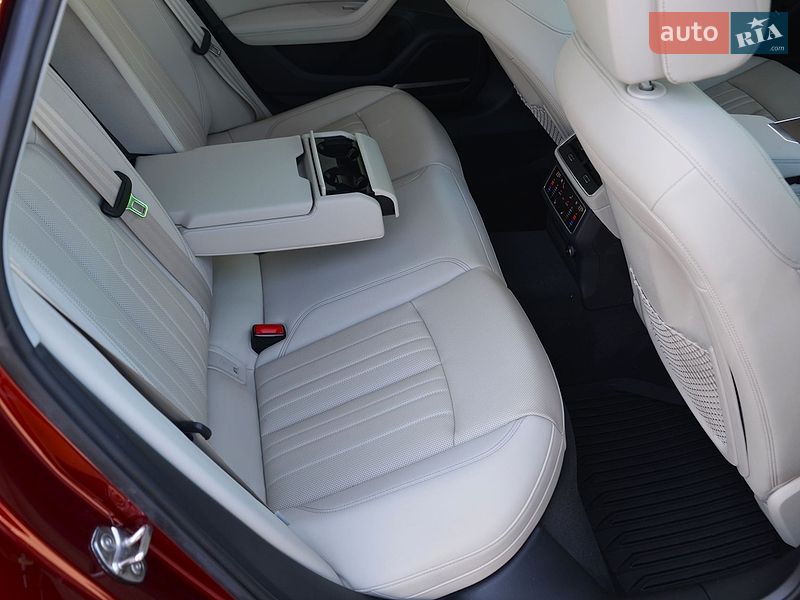 Седан Audi A6 2024 в Києві