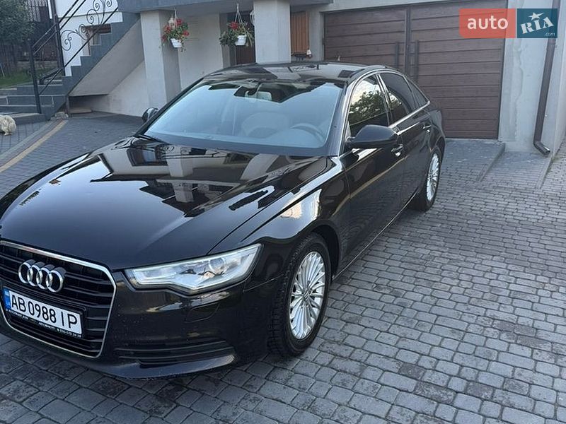 Седан Audi A6 2012 в Новояворовске