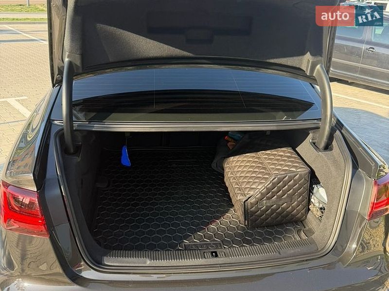 Седан Audi A6 2015 в Рівному