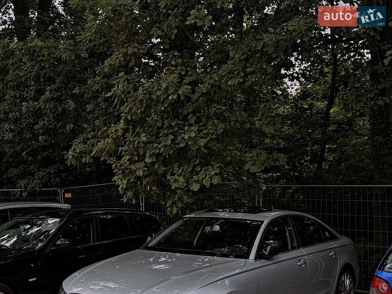 Седан Audi A6 2012 в Ровно