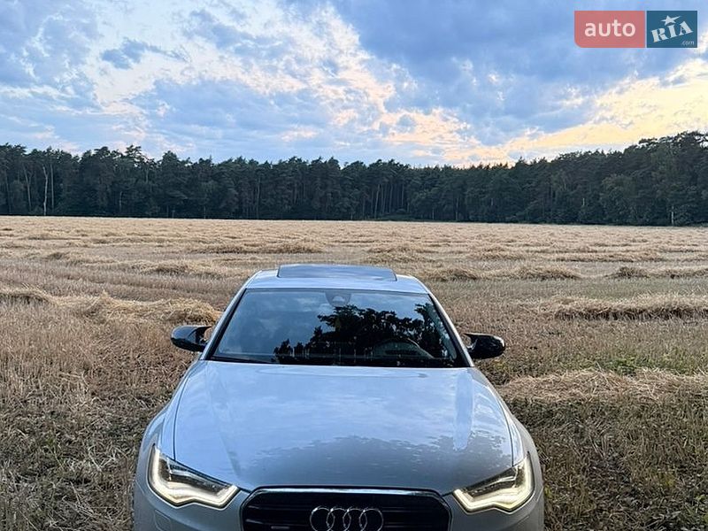 Седан Audi A6 2012 в Ровно