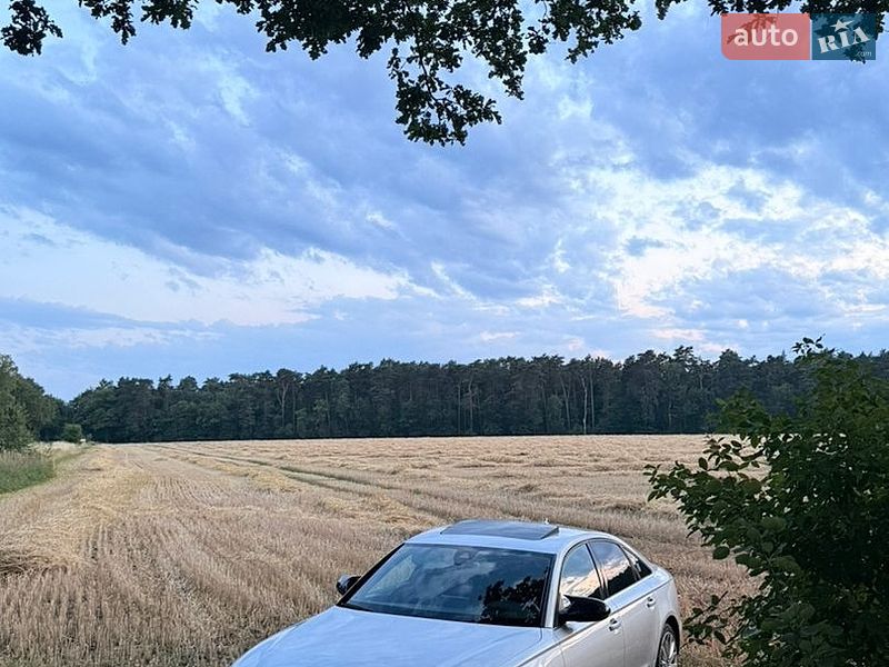 Седан Audi A6 2012 в Ровно