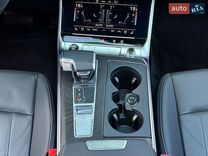Седан Audi A6 2022 в Києві