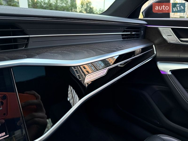 Седан Audi A6 2022 в Києві