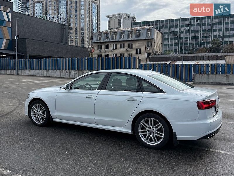 Седан Audi A6 2016 в Киеве