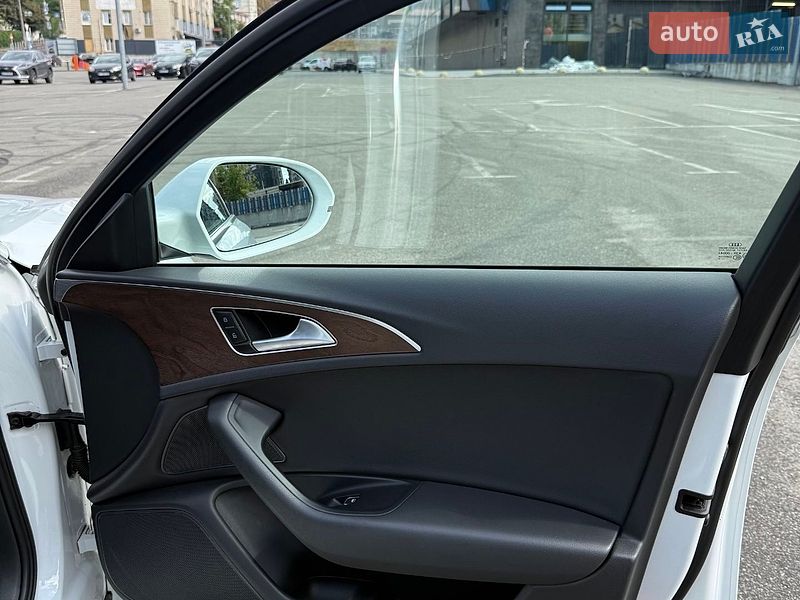 Седан Audi A6 2016 в Киеве