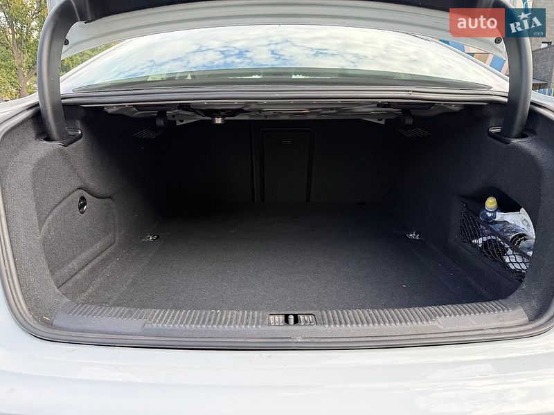 Седан Audi A6 2016 в Киеве фото 63 Седан Audi A6 2016 в Киеве