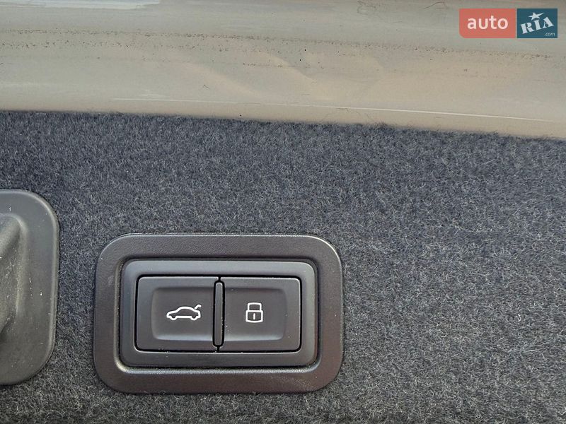 Седан Audi A6 2016 в Киеве