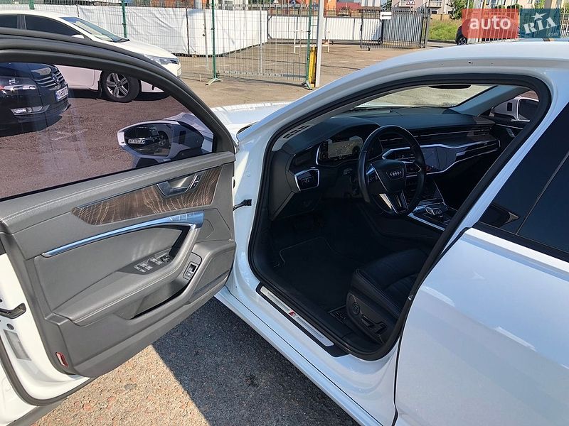 Седан Audi A6 2018 в Киеве