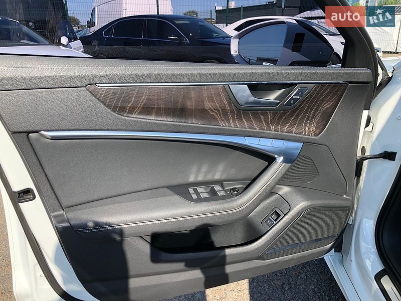 Седан Audi A6 2018 в Киеве