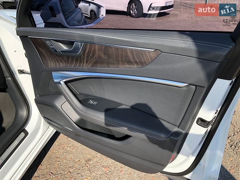 Седан Audi A6 2018 в Киеве