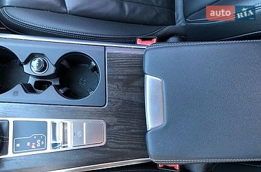 Седан Audi A6 2018 в Киеве
