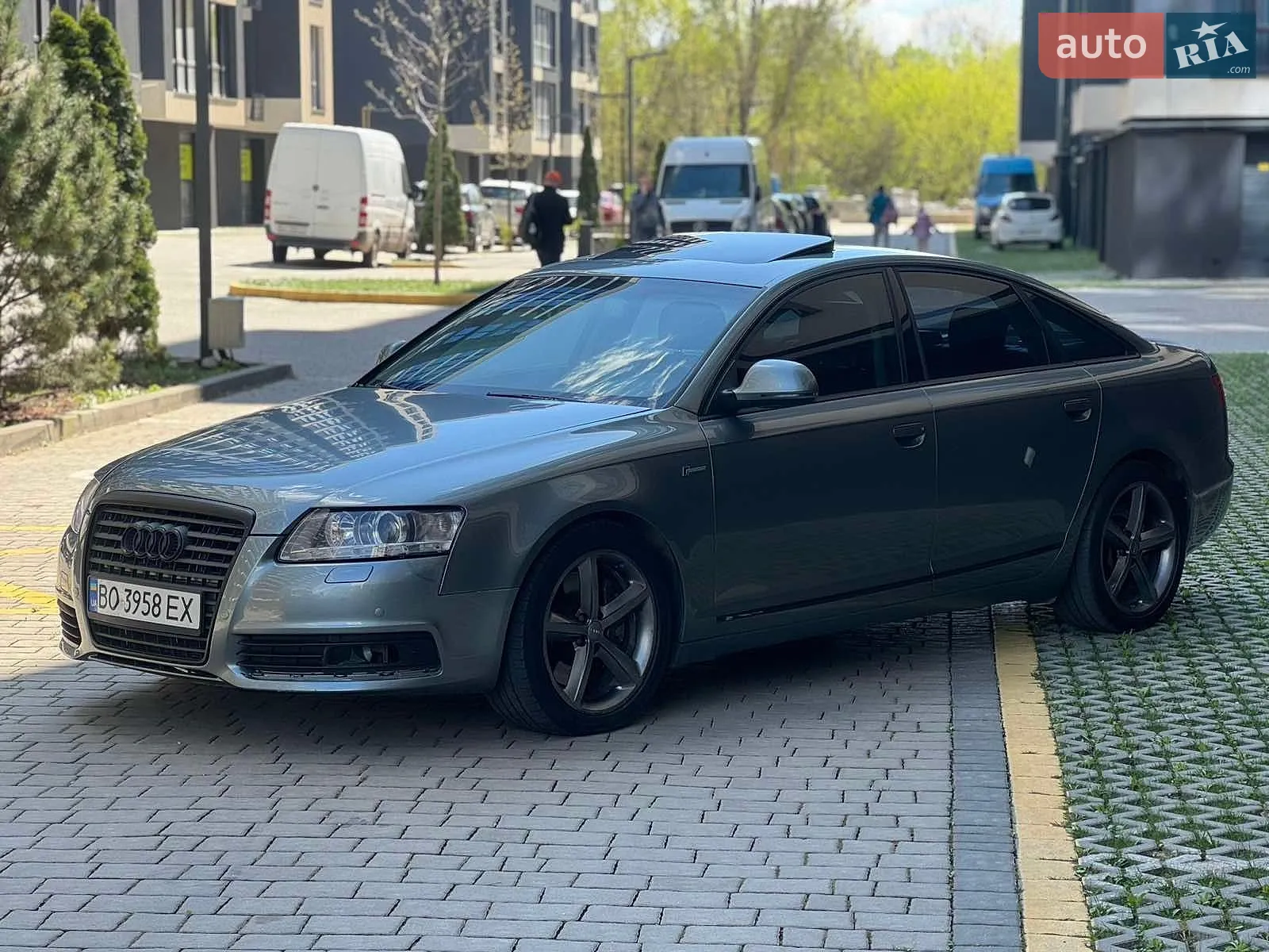 2010 Audi A6 - мініатюра 8