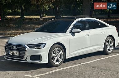 Седан Audi A6 2019 в Ровно
