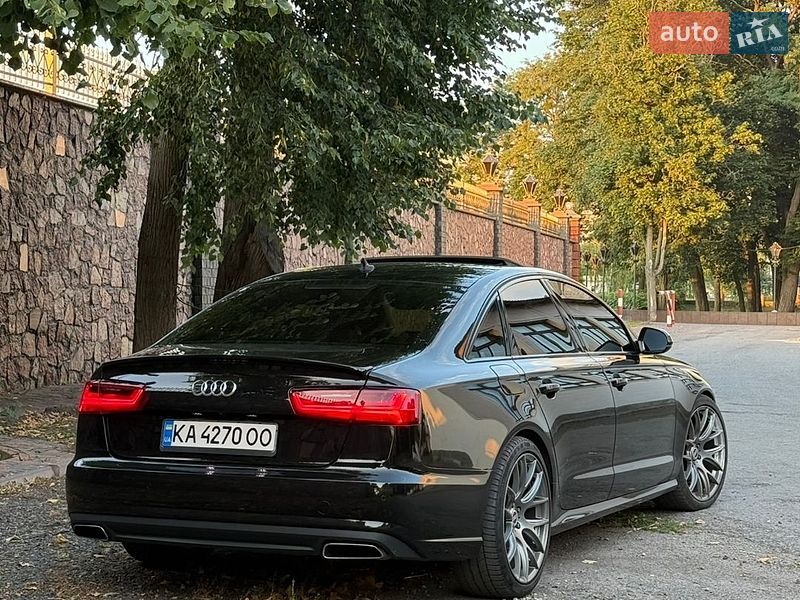 Седан Audi A6 2015 в Звягелі