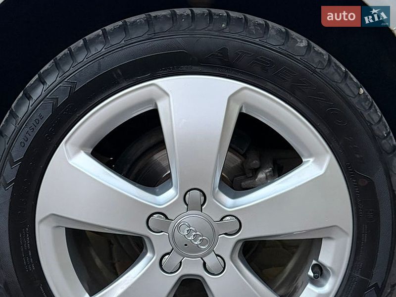 Седан Audi A6 2001 в Львове