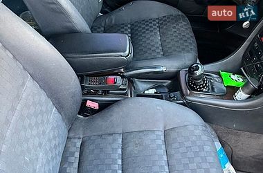 Седан Audi A6 1999 в Каневі