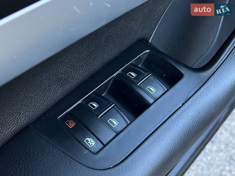 Седан Audi A6 2004 в Києві фото 17 Седан Audi A6 2004 в Києві