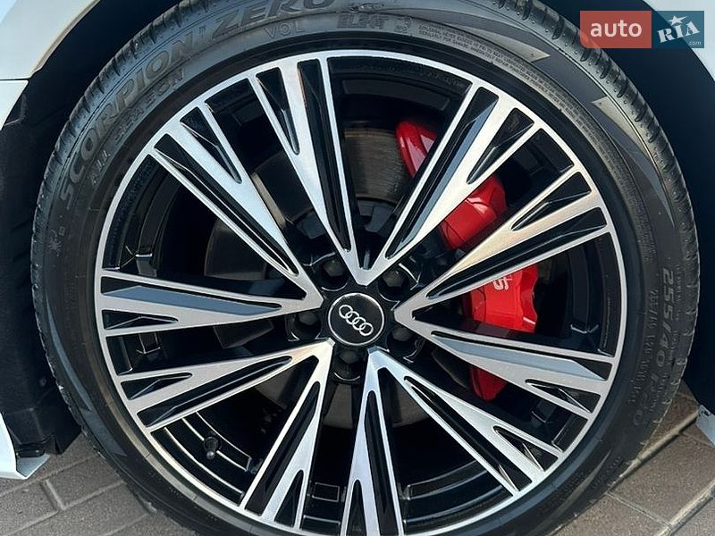 Седан Audi A6 2019 в Яворове