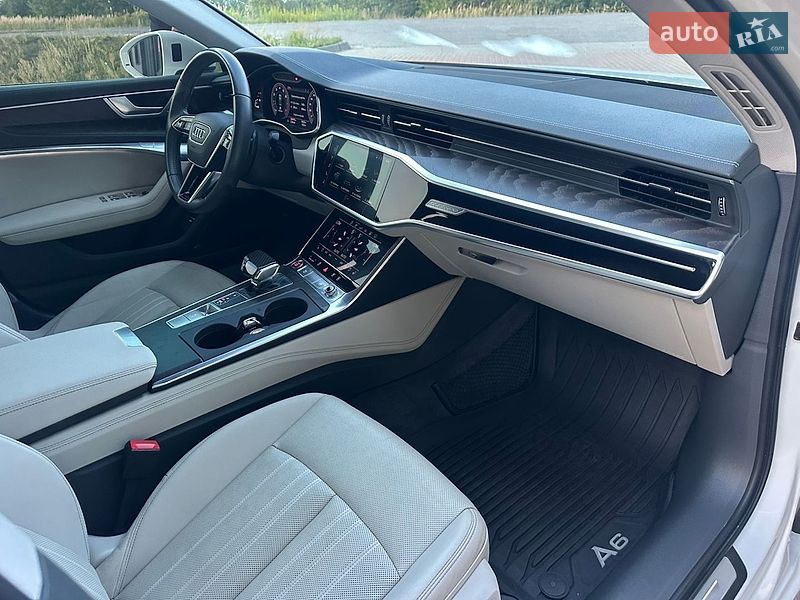 Седан Audi A6 2019 в Яворове