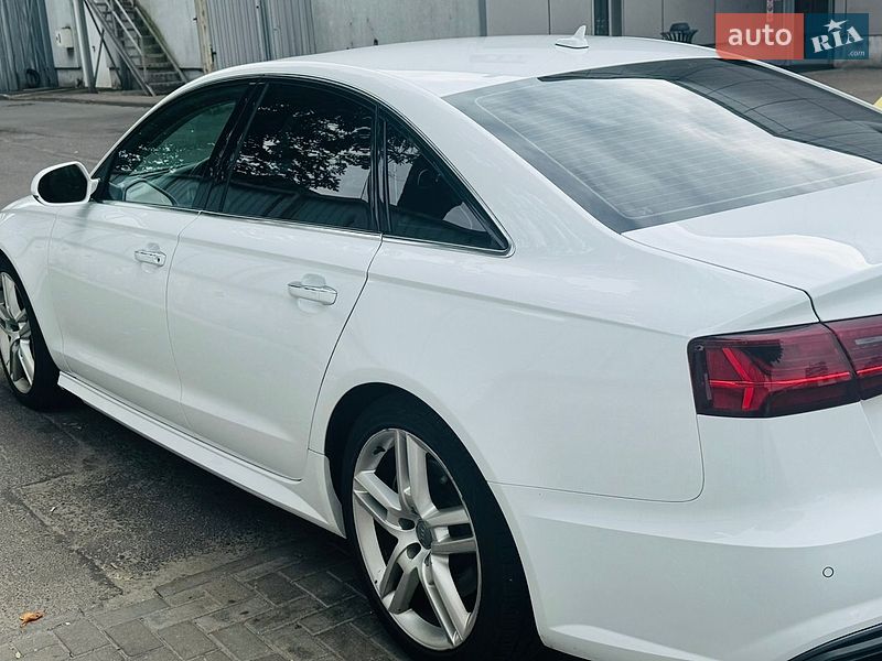 Седан Audi A6 2015 в Львове