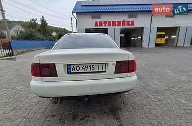 Седан Audi A6 1995 в Кременці