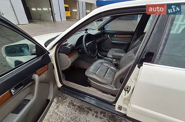 Седан Audi A6 1995 в Кременці