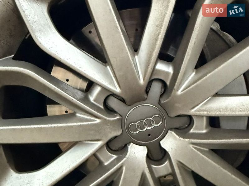 Седан Audi A6 2013 в Ужгороді