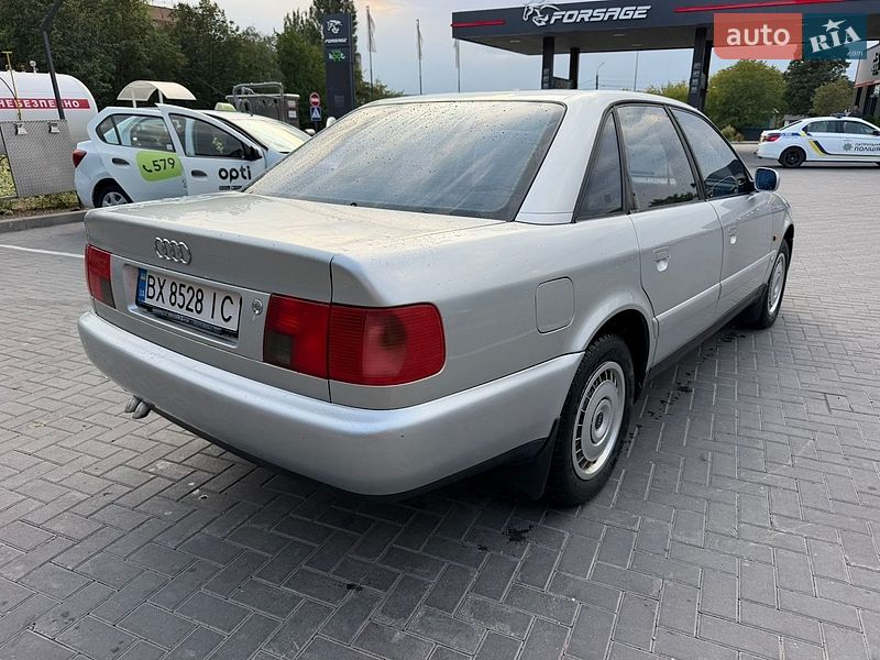 Седан Audi A6 1995 в Каменец-Подольском