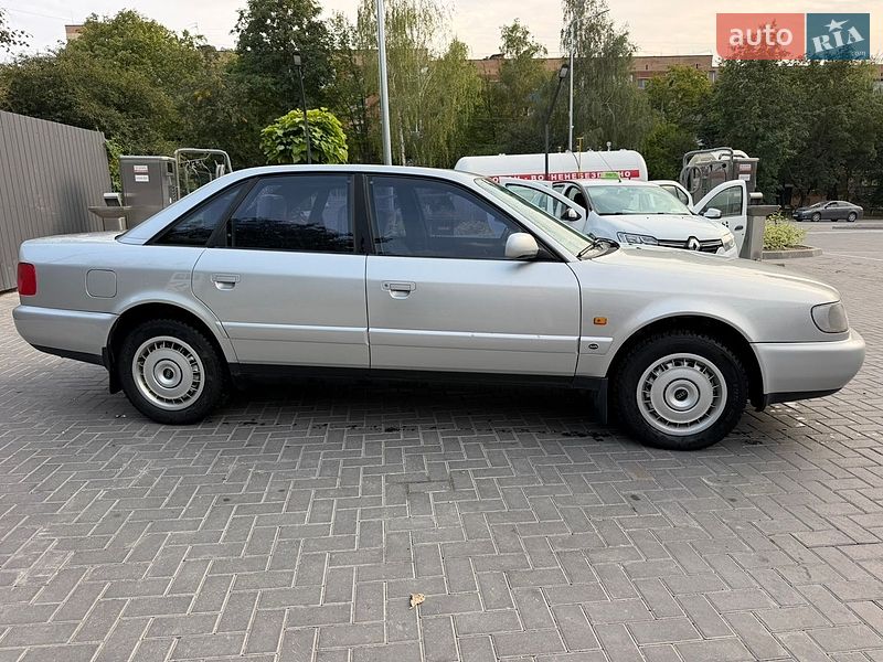 Седан Audi A6 1995 в Каменец-Подольском