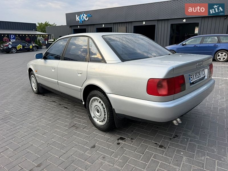 Седан Audi A6 1995 в Каменец-Подольском