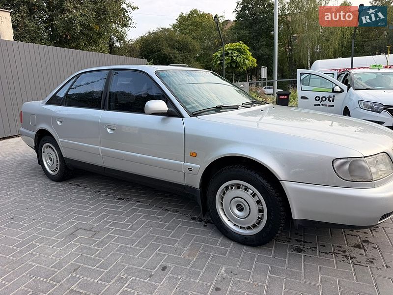 Седан Audi A6 1995 в Каменец-Подольском
