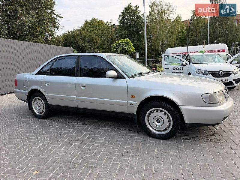 Седан Audi A6 1995 в Каменец-Подольском
