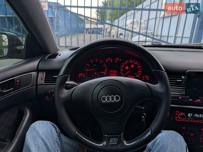 Универсал Audi A6 1999 в Киеве