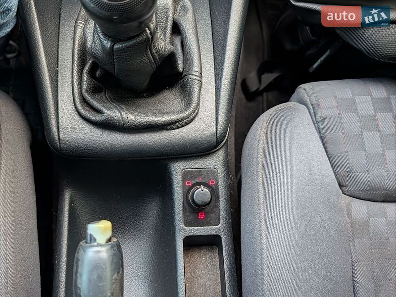 Универсал Audi A6 1999 в Киеве