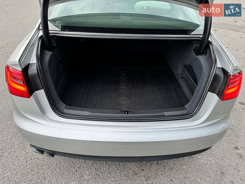 Седан Audi A6 2013 в Львове