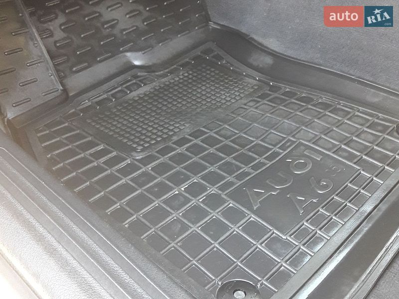 Универсал Audi A6 2011 в Шостке