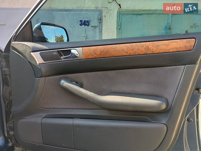 Седан Audi A6 2002 в Ивано-Франковске