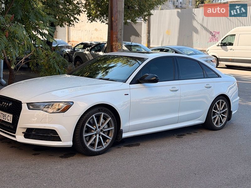 Седан Audi A6 2017 в Киеве