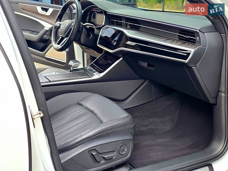 Седан Audi A6 2019 в Днепре