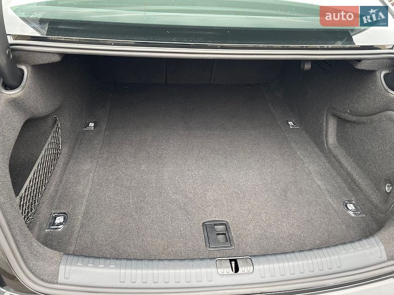 Седан Audi A6 2019 в Рівному