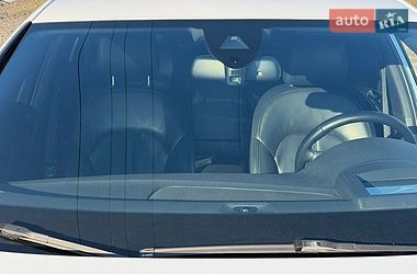 Седан Audi A6 2016 в Киеве