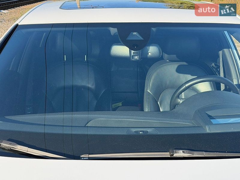Седан Audi A6 2016 в Киеве